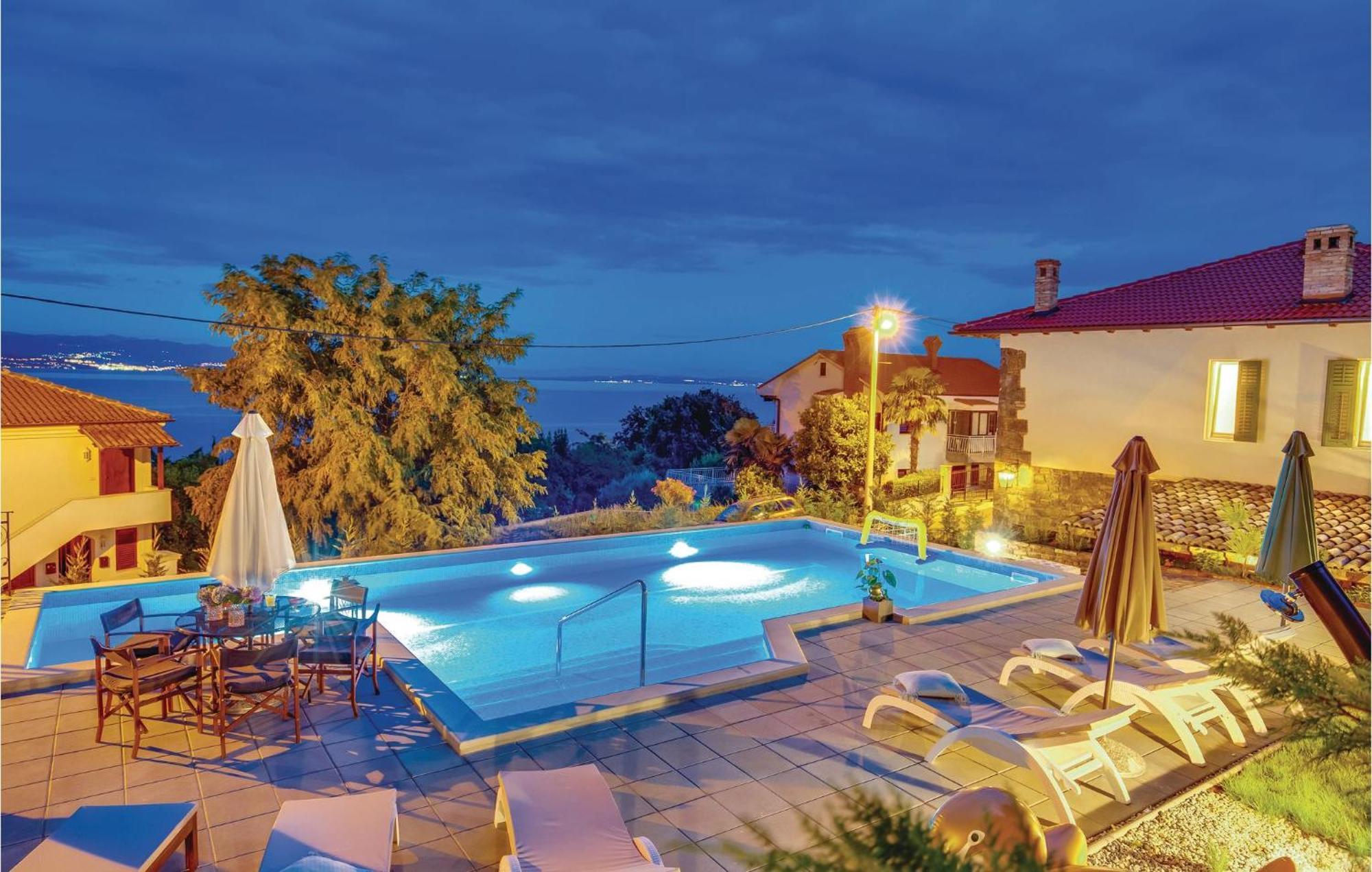 Holiday home Amazing In With Outdoor Swimming Pool *